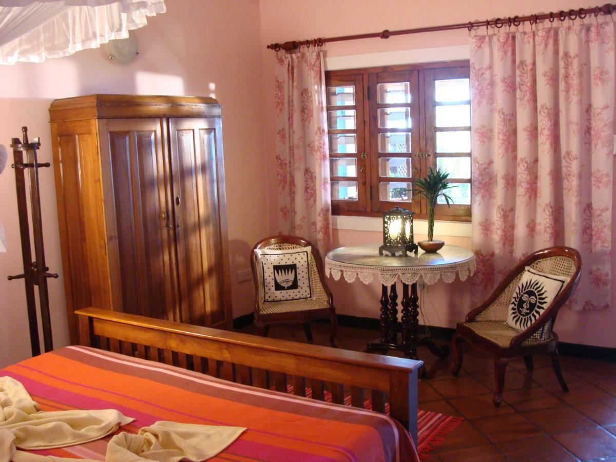 The Icebear Guesthouse Negombo Eksteriør bilde
