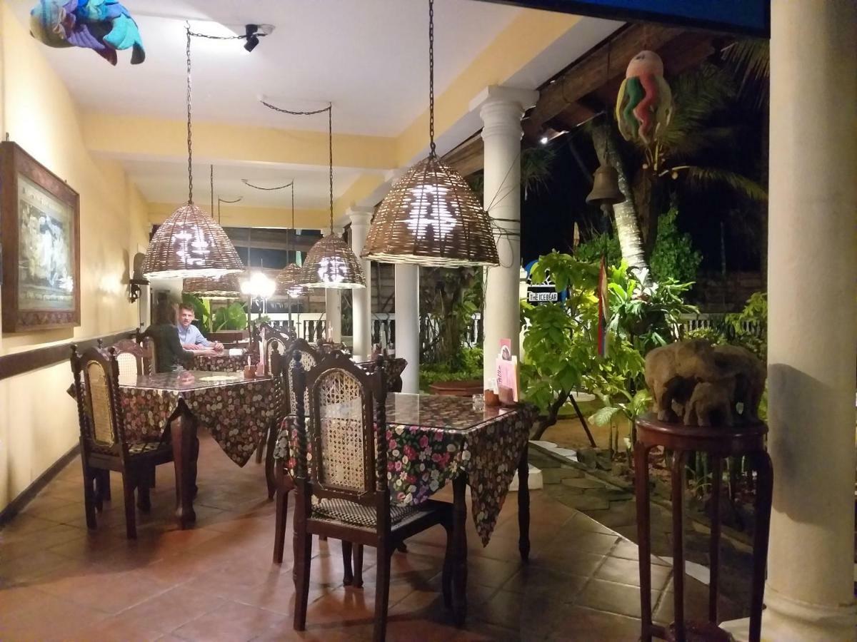 The Icebear Guesthouse Negombo Eksteriør bilde
